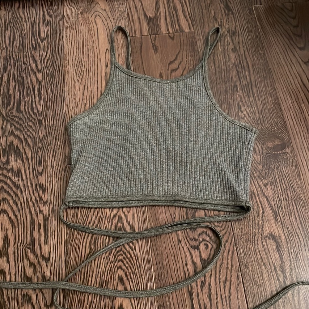 NWOT Grey tie-up top